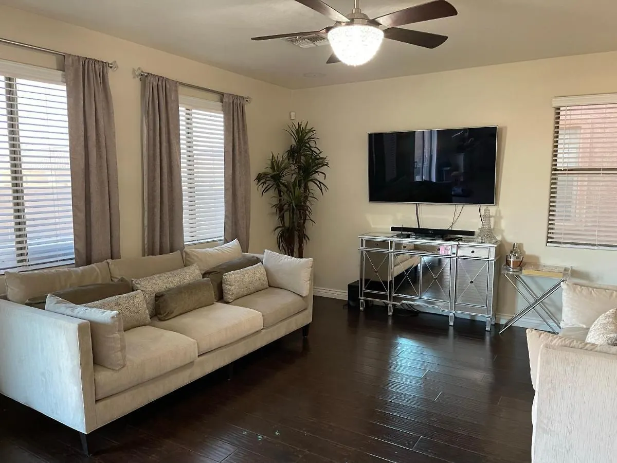 Luxury In Laveen Phoenix Holiday home